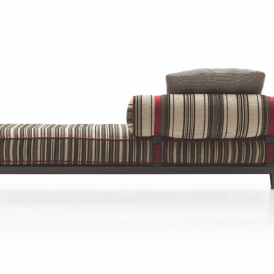 garden-daybed-b-b-italia-outdoor-a-brand-of-b-b-italia-spa-367584-relfa73e943.jpg